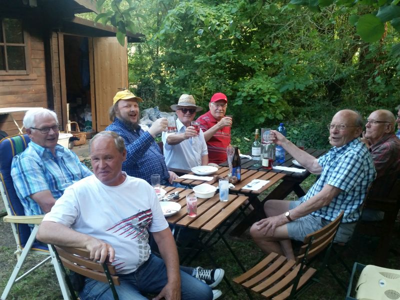 files/public/abteilungen/Boule/Kerschepolster 8 a.jpg